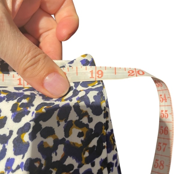 Chiffon Cheetah Sleeveless Blouse - Picture 7 of 7